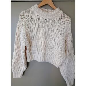 Universal thread neutral chunky baggy slouchy cropped wool knit sweater beachy